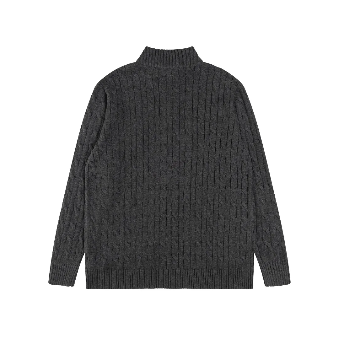 P260 #R98 RALPH LAUREN Ralph Lauren nine-color classic small label embroidery logo full zipper knitted cable cardigan sweater, high-density LOGO embroidery on the chest, original customization of tag accessories. Made of pure cotton yarn, pure cotton is skin-friendly and comfortable, small label war horse embroidered twist zipper cardigan sweater 🐎 high quality, follow the blogger to learn how to wear it! Let’s buy a Ralph Lauren cable sweater. It’s a super hard-to-find series after it became popular. It’s hard to find one on the official website. It’s simple and practical to wear, with a lazy and loose feel. The thickened fabric has more texture, feels soft and delicate, and has a loose fit. Whether worn alone or layered, you can wear different styles of fashion with just one piece!   Size：XS S M L